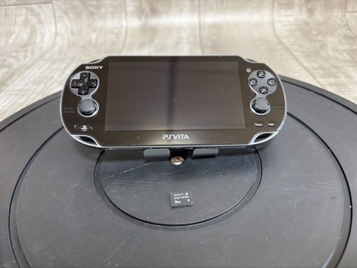 SONY ソニー PlayStation Vita PCH-1100 ブラック 本体 PSVITA メモリーカード 8GB付き※現状品 通電動作未確認