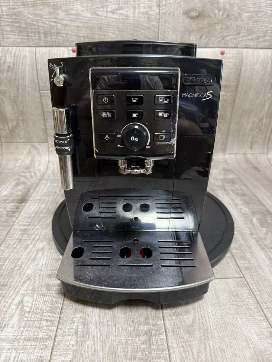 DeLonghi デロンギ マグニフィカS MAGNIFICA S ECAM23120B 全自動コーヒーマシン　※ 通電確認のみ 動作未確認