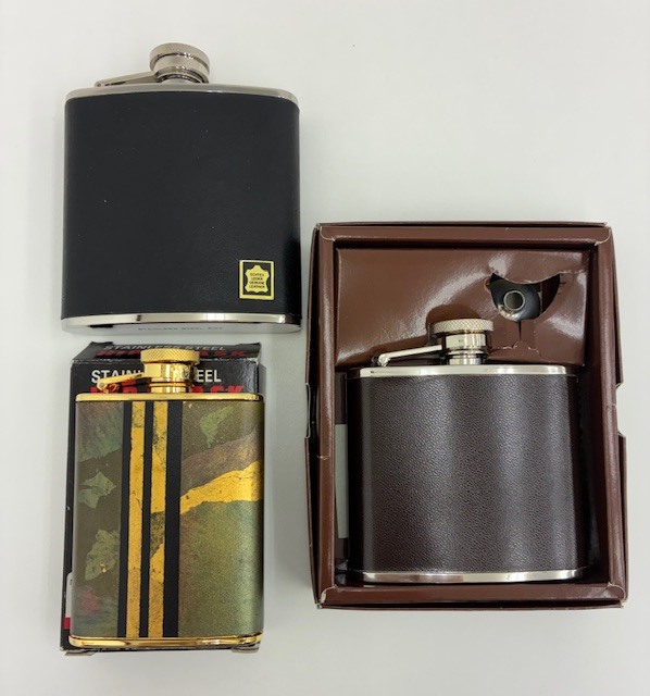 【激レア大特価】スキットル フラスコ アウトドア ウィスキー瓶 レザー デカンタ ステンレス 3本セット HIP FLASK レトロ 携帯ボトル 890