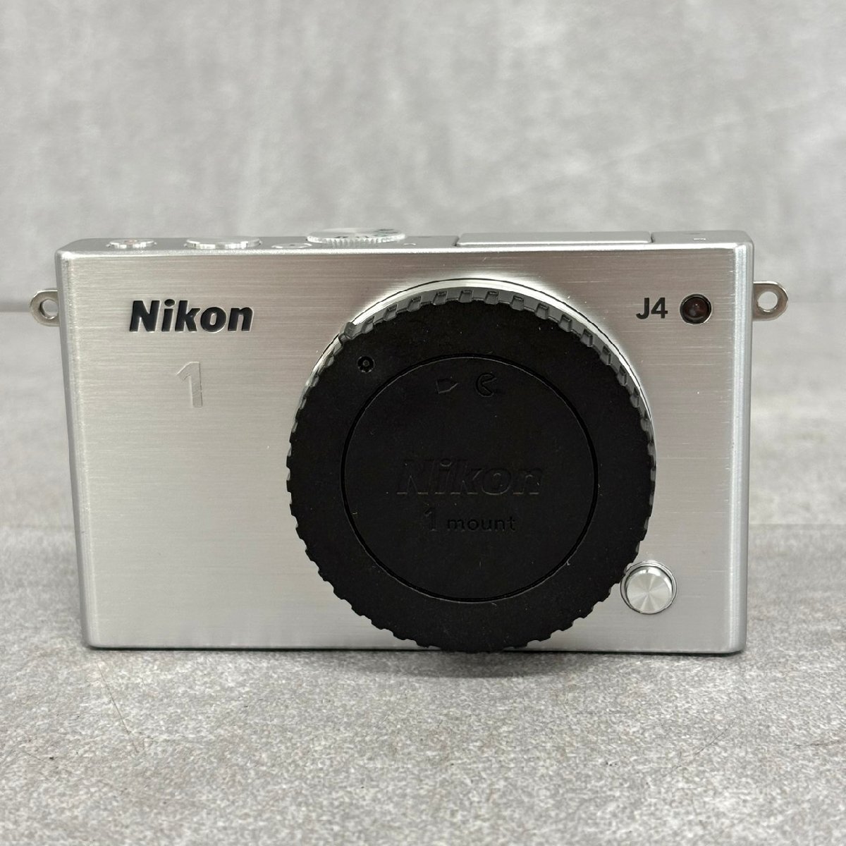 NK4943 Nikon ニコン 1 J4 ミラーレス一眼カメラ 現状渡し 中古 ジャンク品