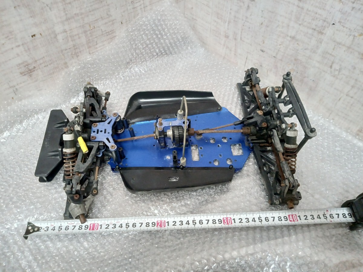 KYOSHO 京商 ラジコン ラジコンカー　インファーノ　？　GT2 ？　GT3　？　詳細不明　車体　ジャンク
