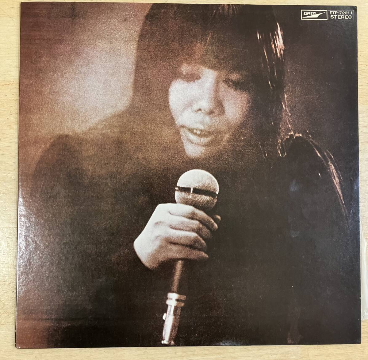 【33282】　レコード　浅川マキ MAKI Ⅵ LPレコード 　中古品　現状品　動作未確認