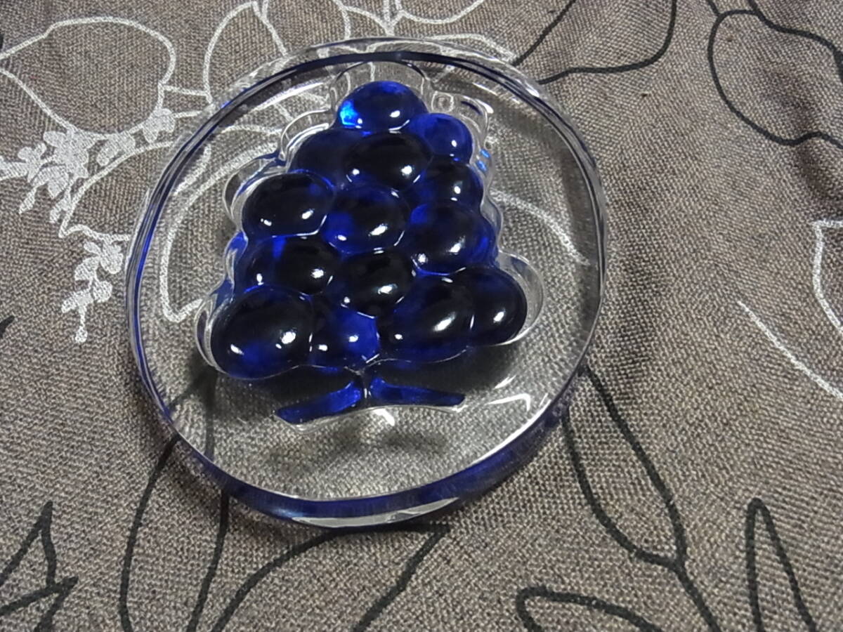 美品 WAKO 銀座和光 クリスタルガラス製 チーズボード カッティングボード 置物 葡萄 オブジェ ペーパーウェイト