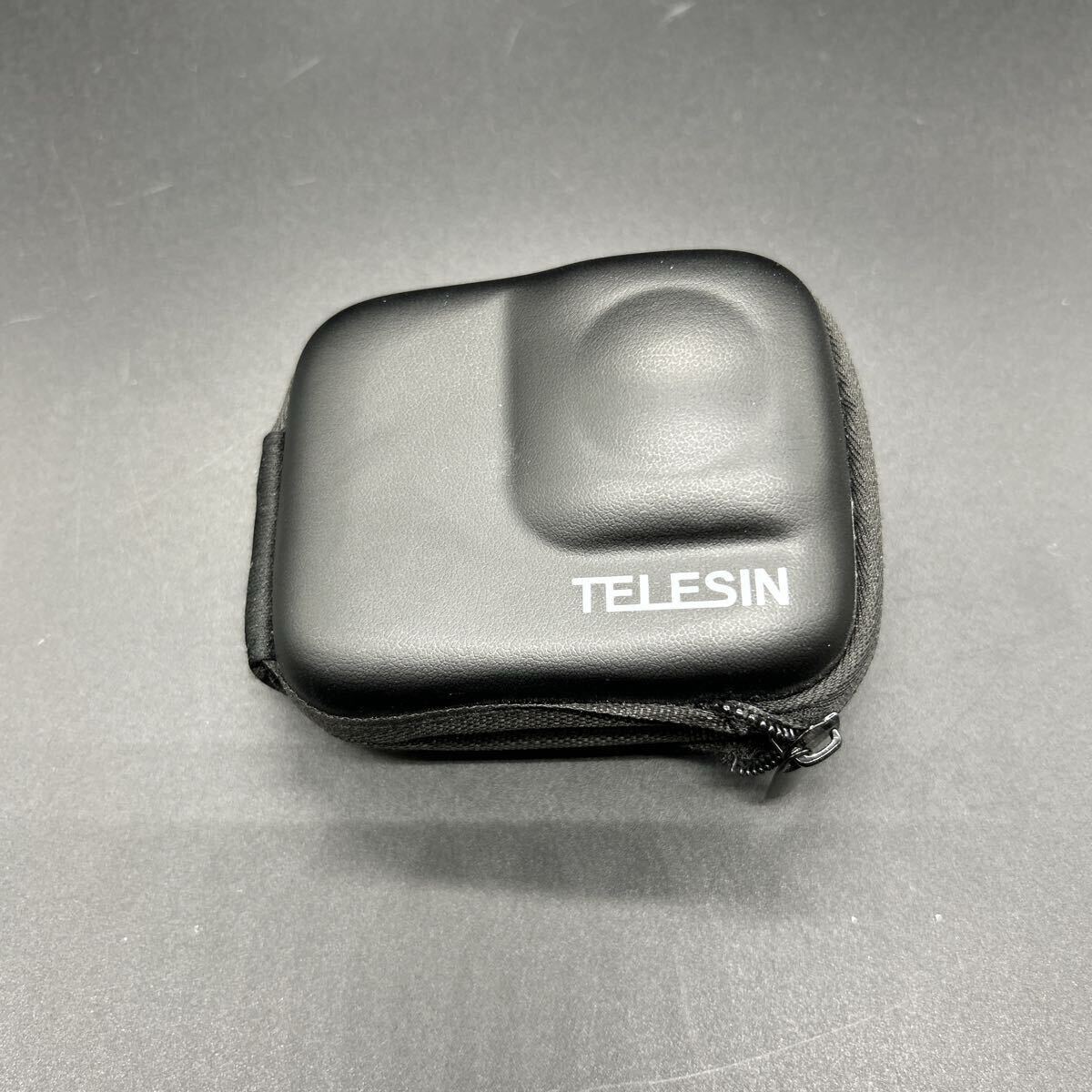 TELESIN カメラケース ブラック　insta360R用