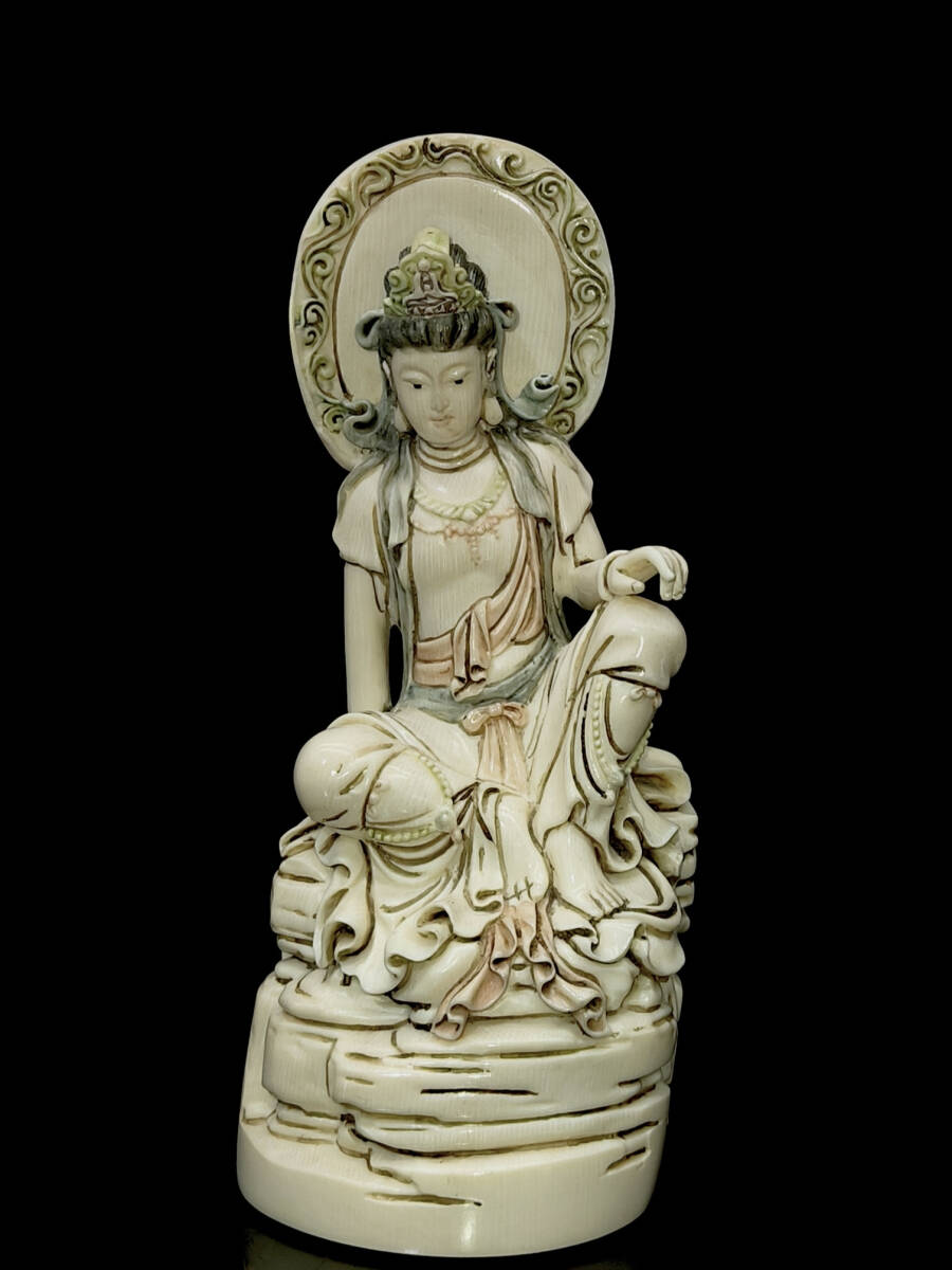 旧蔵 清時代 古珍材彫 特殊材質 特殊白芯 彩繪 自在観音像 仏像 仏教古美術 手彫 極細工古美術 古美味 中国古玩 骨董品 時代物 稀少唐物