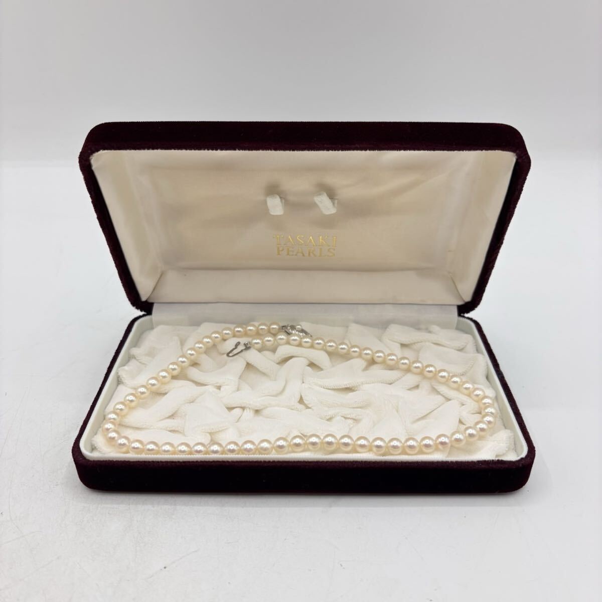 TASAKI タサキ 田崎真珠 パールネックレス 真珠 本真珠 ネックレス シルバー金具 アクセサリー ケース付き 約5mm