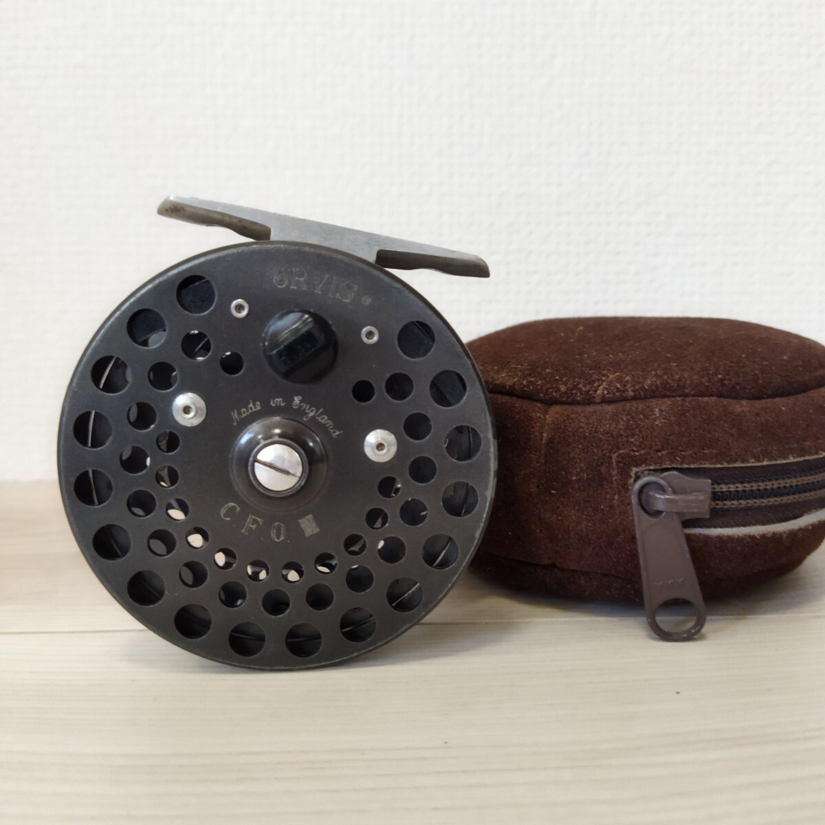 ● 希少な初期マイナススクリューバック オービス ORVIS CFO III CFO3 フライリール ●
