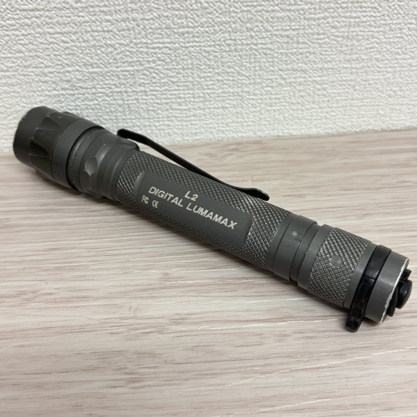 SUREFIRE L2 DIGITAL LUMAMAX LED フラッシュライト シュアファイア タクティカルライト 懐中電灯 中古 動作品