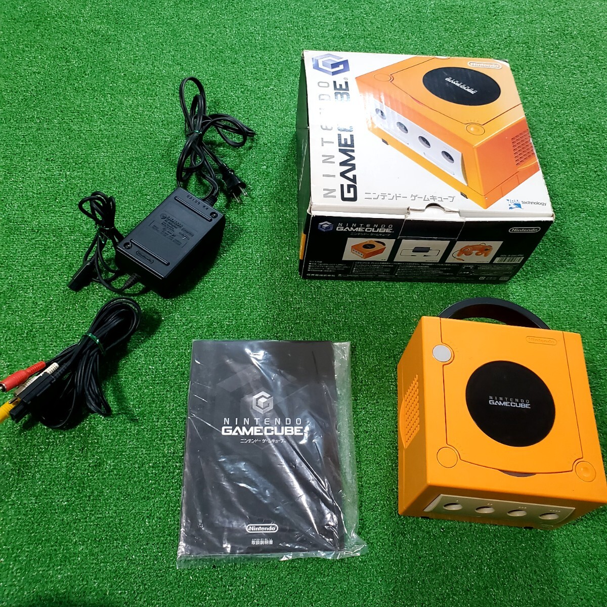 Nintendo 任天堂 GAMECUBE ゲームキューブ 本体 通電確認済み オレンジ ゲーム機器 箱説あり 箱 説明書 希少品 DOL-101