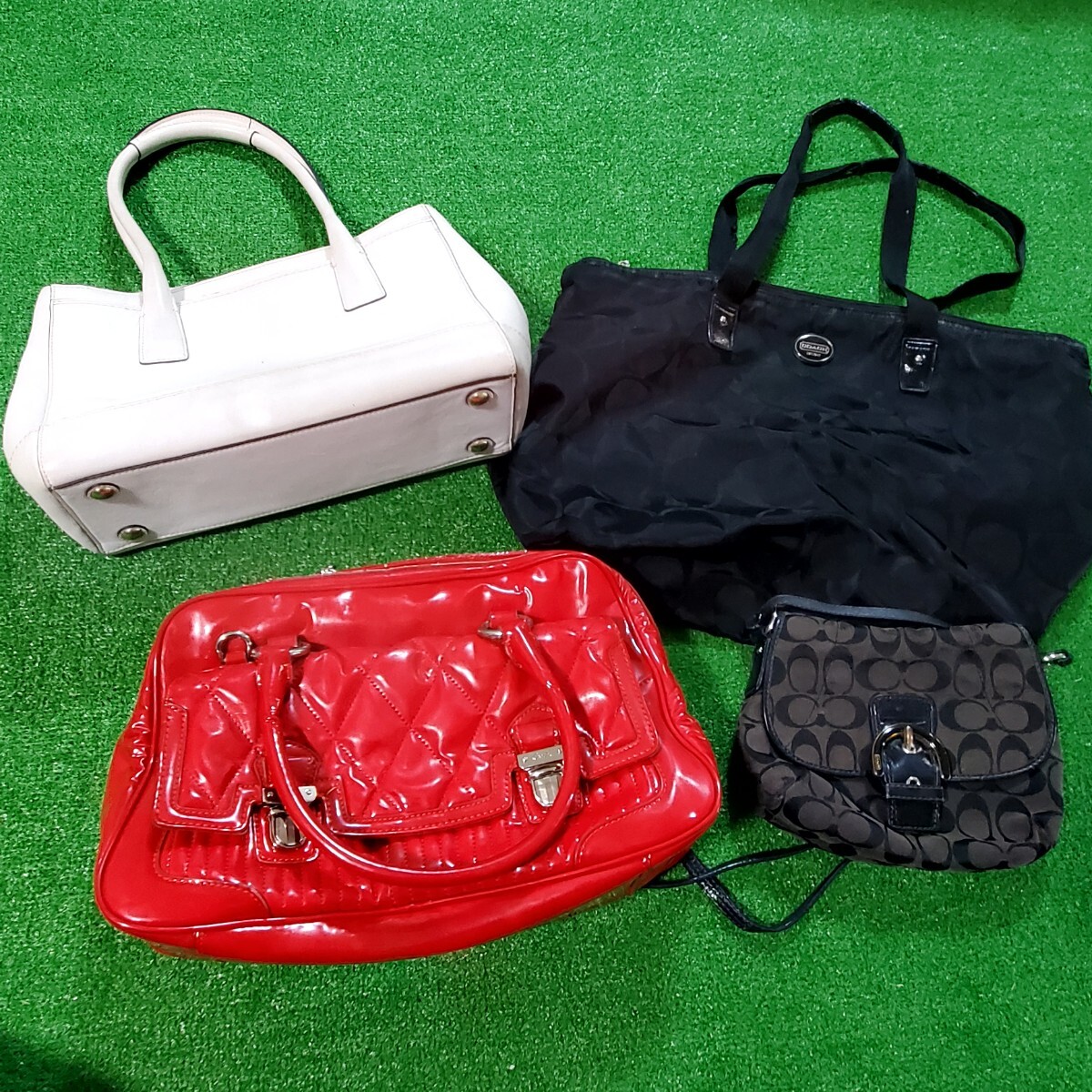 COACH コーチ レザーバッグ ハンドバッグ トートバッグ ショルダーバッグ シグネチャー ブラック レッド ホワイト まとめ売り