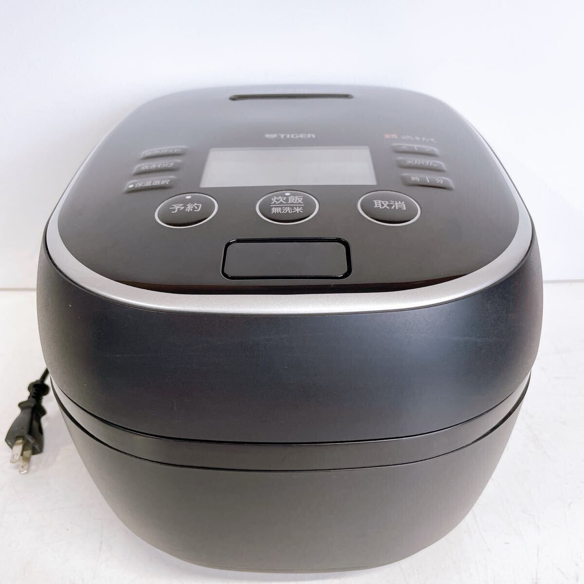 682(中古) TIGER 圧力 IH 土鍋 炊飯ジャー 炊きたて 炊飯器 JPH-S100 2022年製 タイガー 通電確認済み 現状品