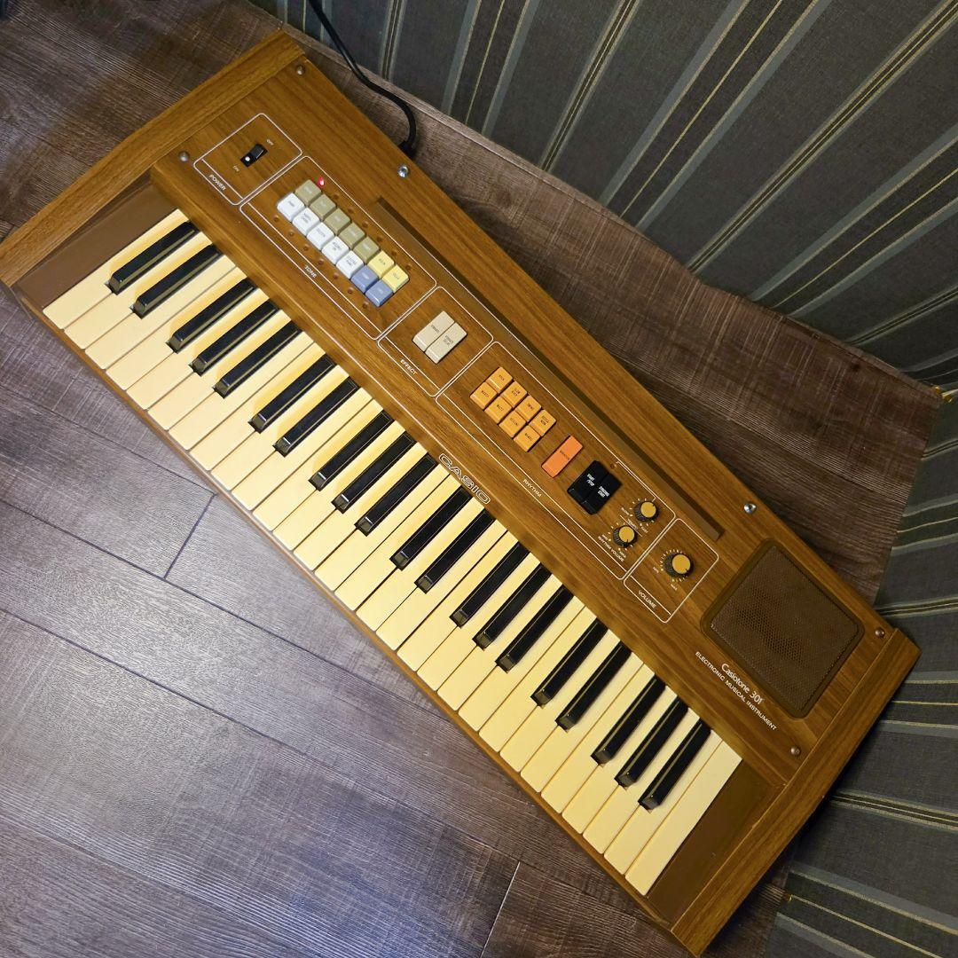 CASIO Casiotone 301 49鍵　キーボード ビンテージ　カシオ　昭和　レトロ　電子キーボード ビブラート搭載 1980年 80S
