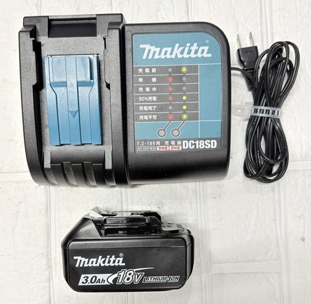 格安!! 99円スタート!! 中古 マキタ DC18SD makita AC100V 50-60Hz 125VA DC7.2-18V 2.6A 充電器 純正バッテリー BL1830B付