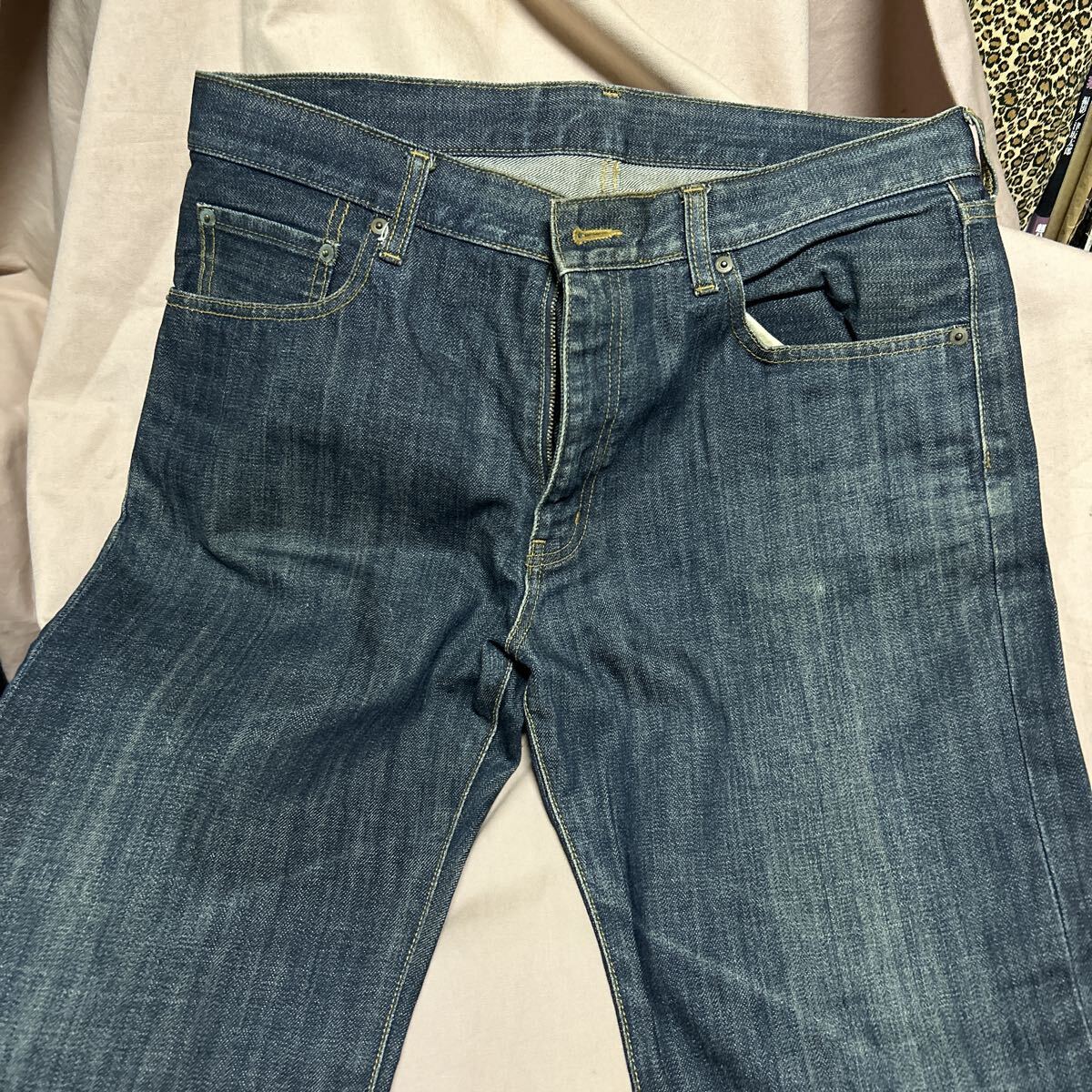ユニクロ　デニムパンツ ジーンズ ストレート ブルー カジュアル　品番　3211-933 35インチ　