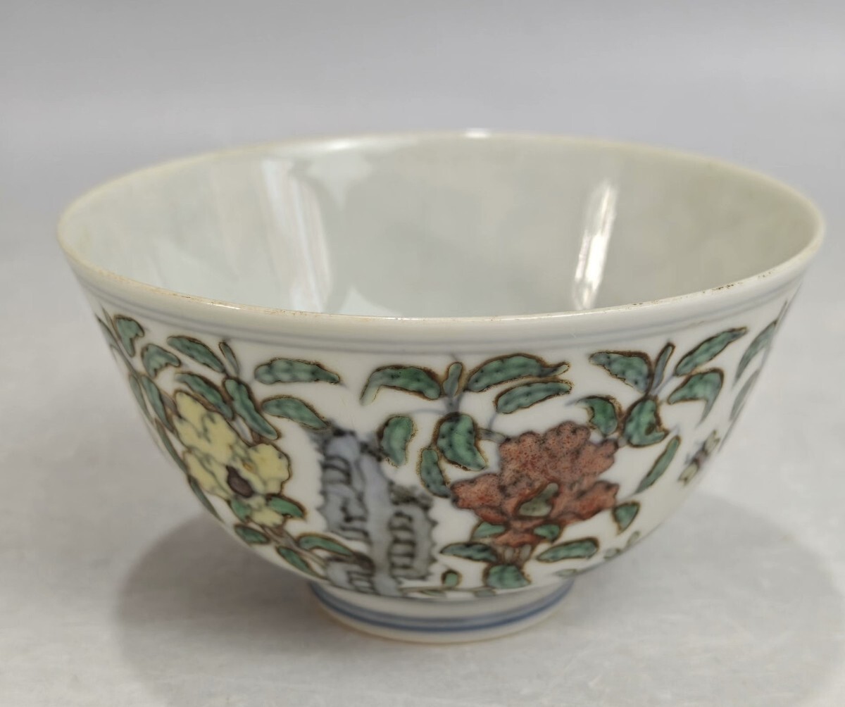 【萬藏】中国古美術 明時代 成化 茶碗 陶磁器 骨董 古玩 時代物 中国美術 古美術 骨董品 唐物 当時物 口径9cm 高さ5cm h58