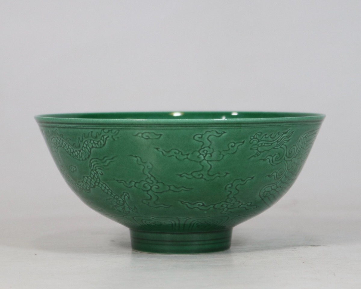 【萬藏】中国古美術 明時代 緑釉 茶碗 陶磁器 骨董 古玩 時代物 中国美術 古美術 骨董品 唐物 当時物 口径15.6cm 高さ7.2cm w5