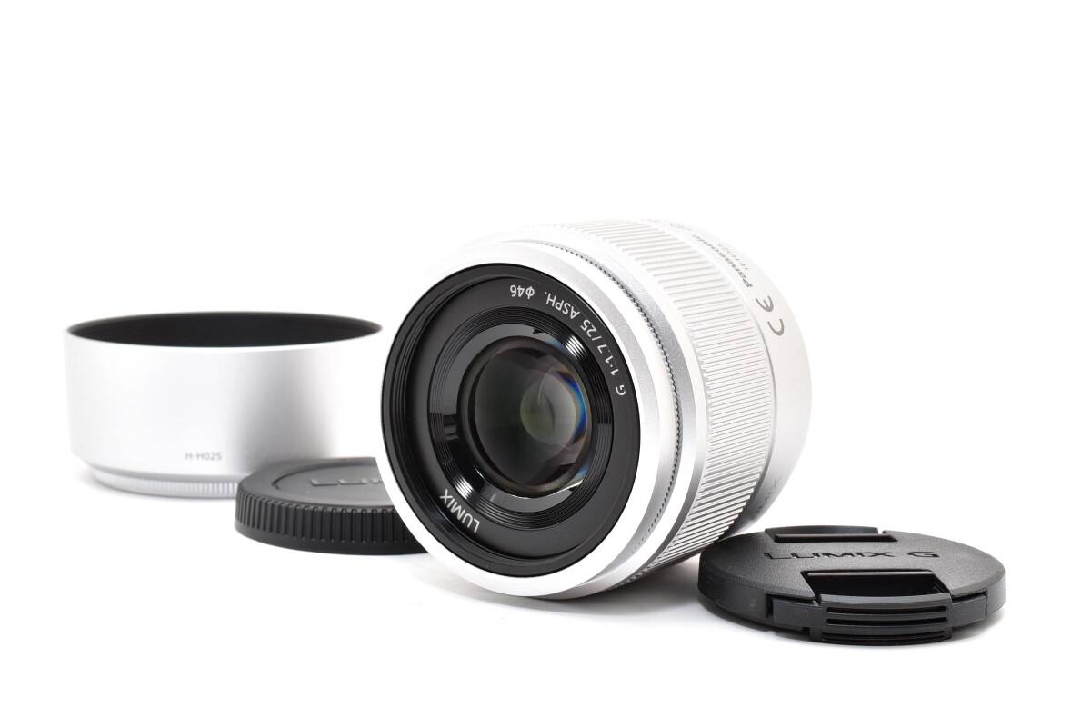 【1981】極美品 Panasonic LUMIX G 25mm F1.7 ASPH H-H025-S シルバー 単焦点レンズ フード付