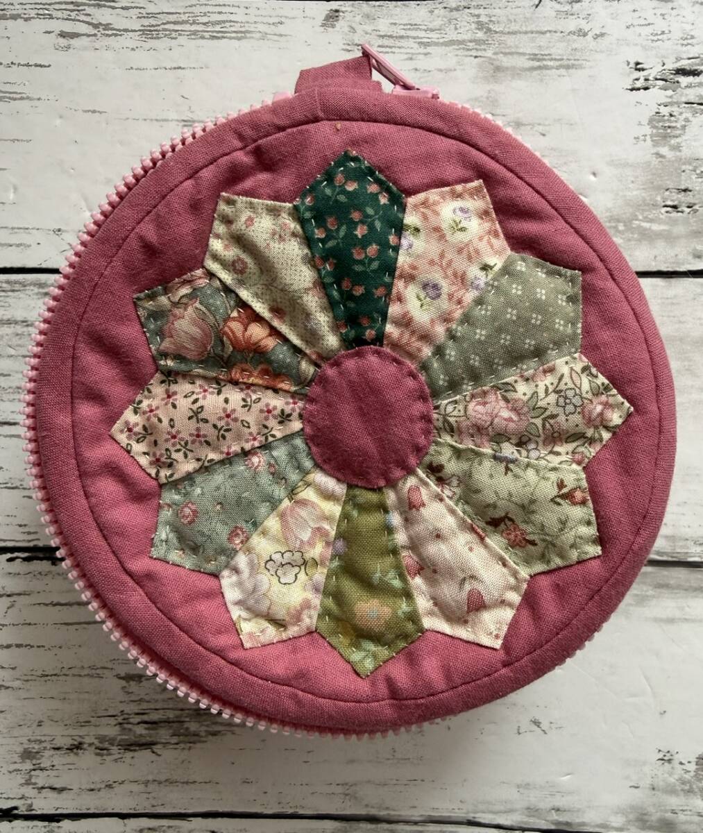 未使用★ハンドメイド★ソーイングケース★パッチワーク