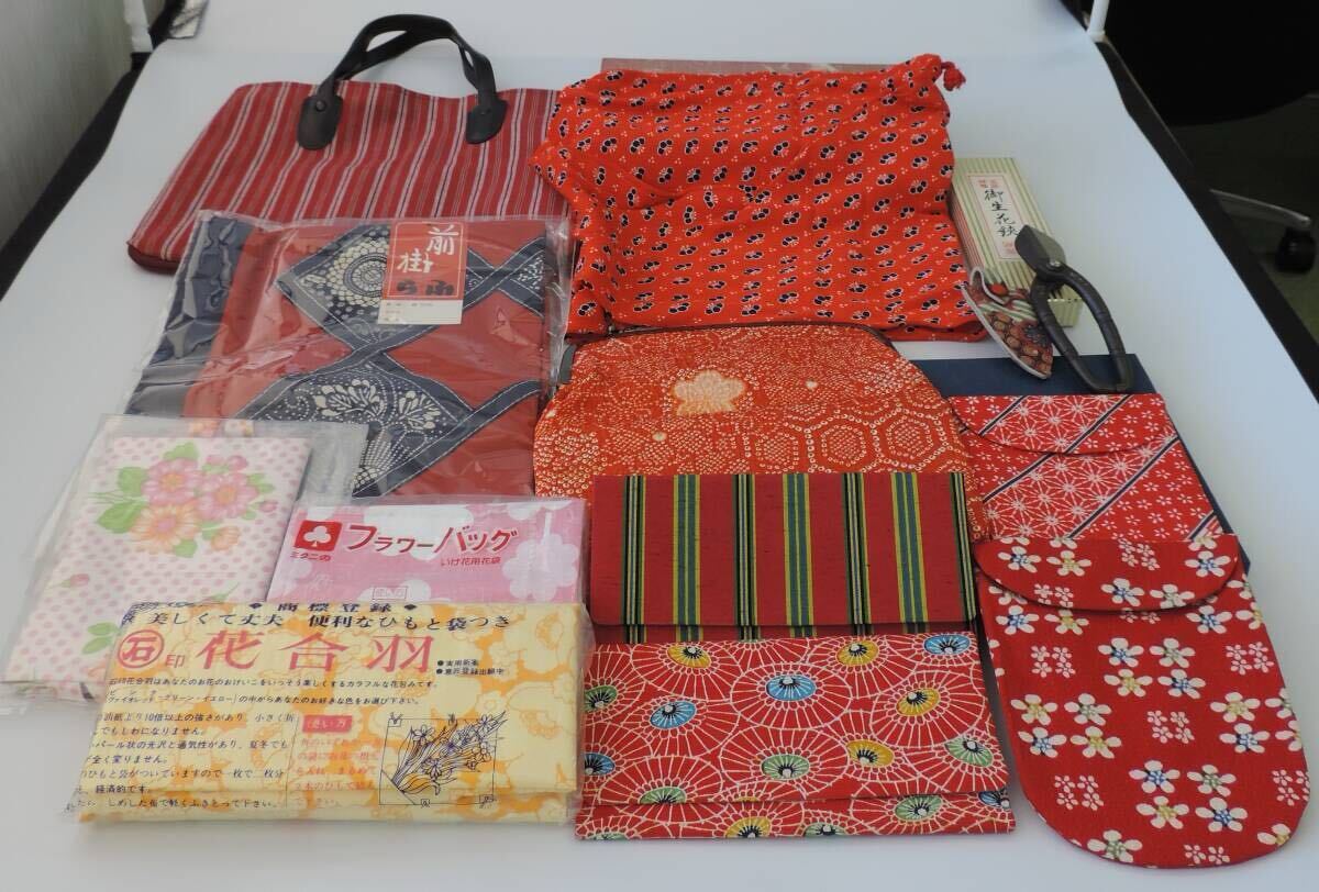華道具/和装小物類 まとめて 12点 生け花 池坊 バッグ 花袋 ちりめん エプロン 足袋袋 懐紙入れ はさみ 和物 和服着物系 昭和レトロ