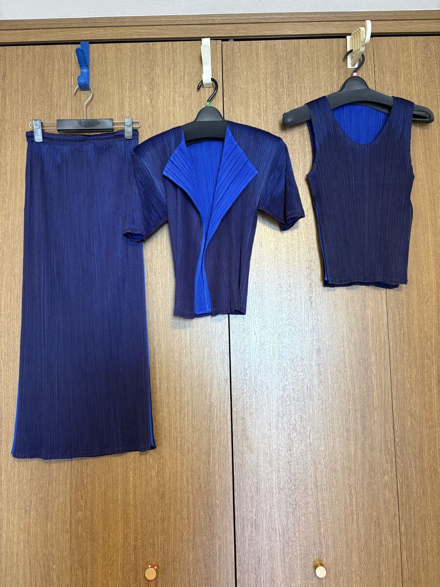 未使用近い ISSEY MIYAKE PLEATS PLEASE イッセイミヤケ プリーツプリーズ3点セット