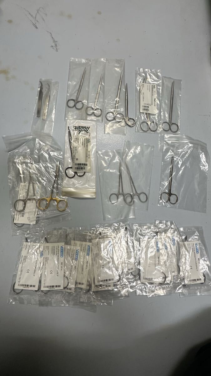 鋼製器具　剪刀　鉗子　把針器など