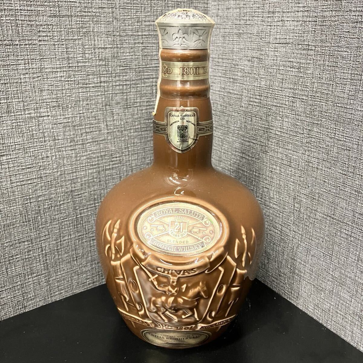 1円〜 未開栓 ロイヤルサルート 21年 陶器ボトル ブラウン 750ml ブレンデッドウイスキー スコッチ