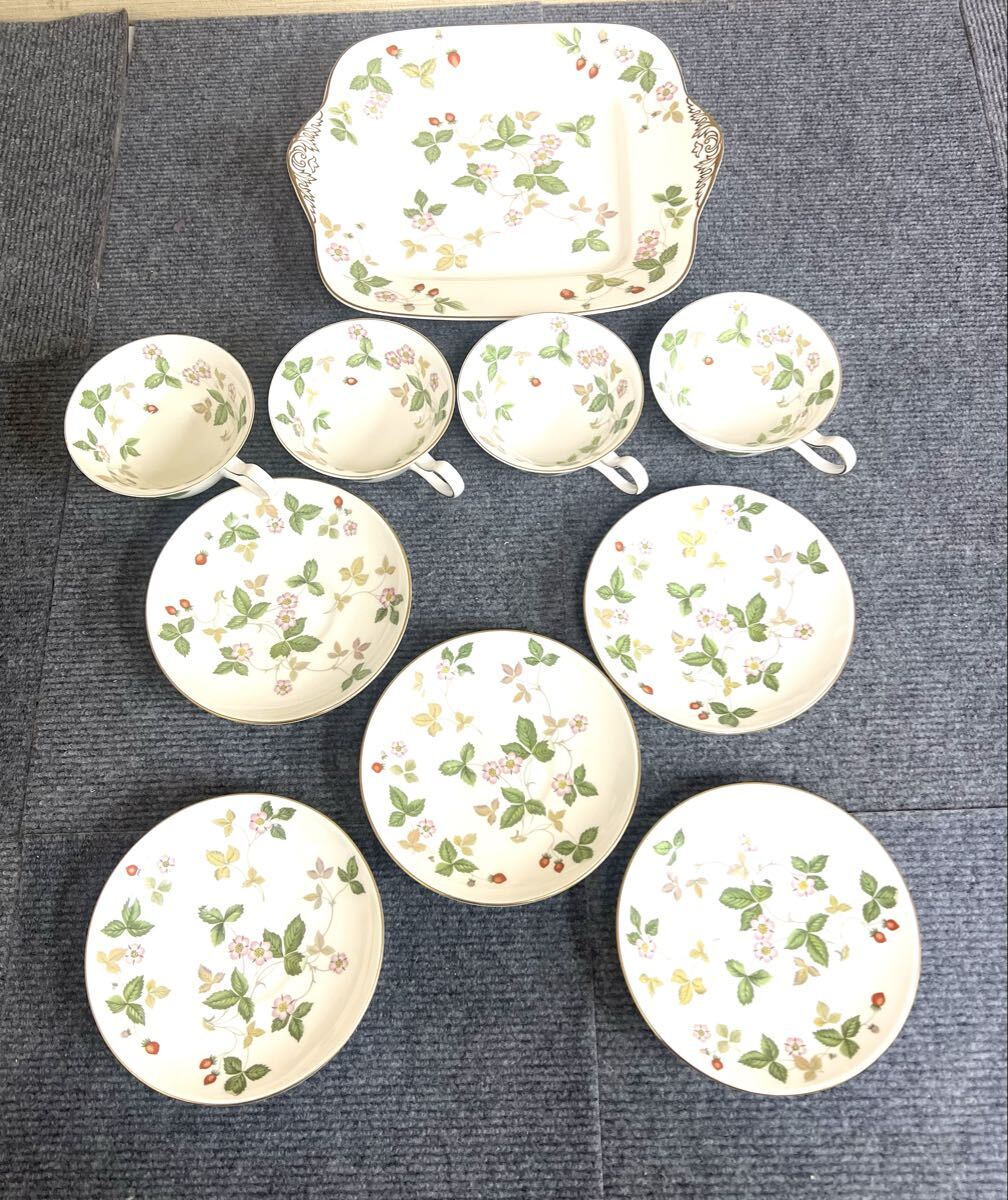 美品 ウェッジウッド ワイルドストロベリー スープカップ&ソーサー 大皿 ダブルハンドル Wedgwood Wild Strawberry