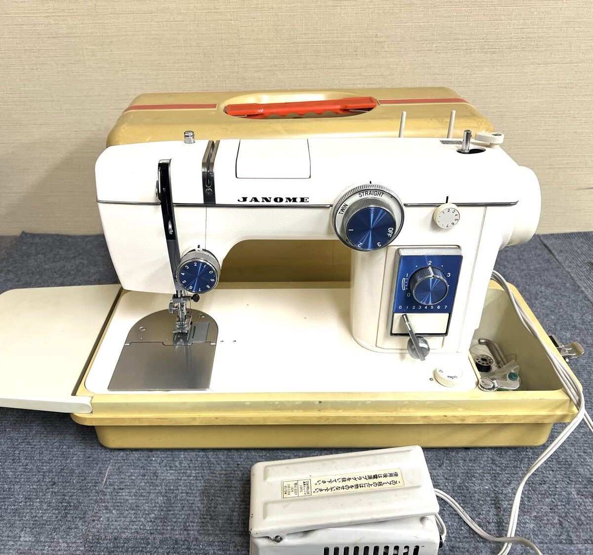 ジャノメ モデル 804 JANOME ミシン 通電確認済み 0522③