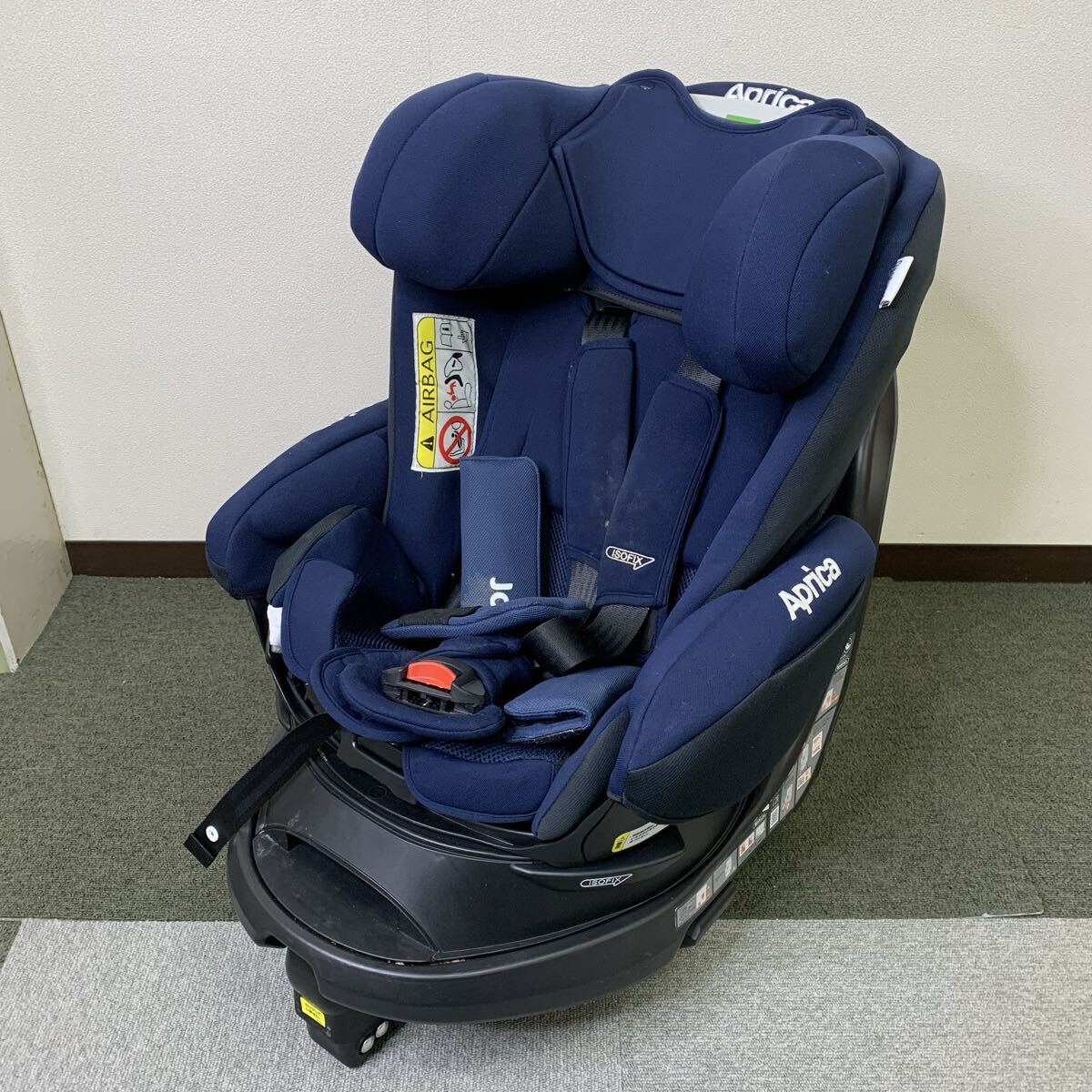 □ Aprica アップリカ チャイルドシート ディアターンプラス ISOFIX AB ネイビー 2107741 新生児から4歳頃対象 回転式 育児用品 説明書付属