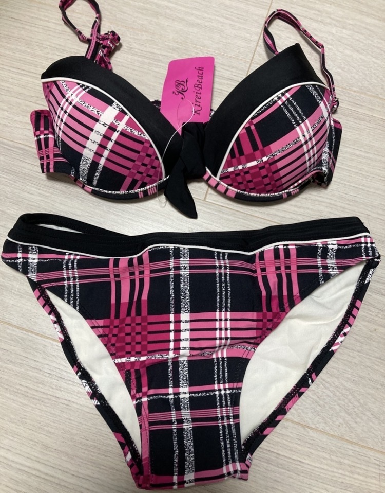 新品タグ付き未使用 ワイヤー ビキニ 3点セット 水着 ピンクチェック Mサイズ