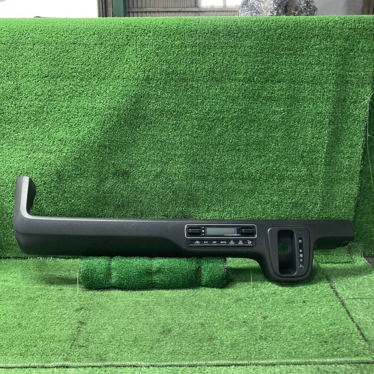 値下げ再出品！！ ワゴンR FZ MH55S エアコンスイッチ シフトパネル インパネ(W0906)