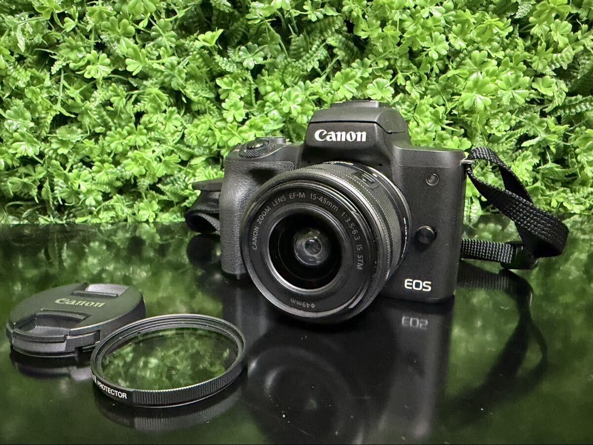 Canon キャノン EOS Kiss M PC2328 EF-M 15-45mm 1:3.5-6.3 IS STM デジタルカメラ デジカメ