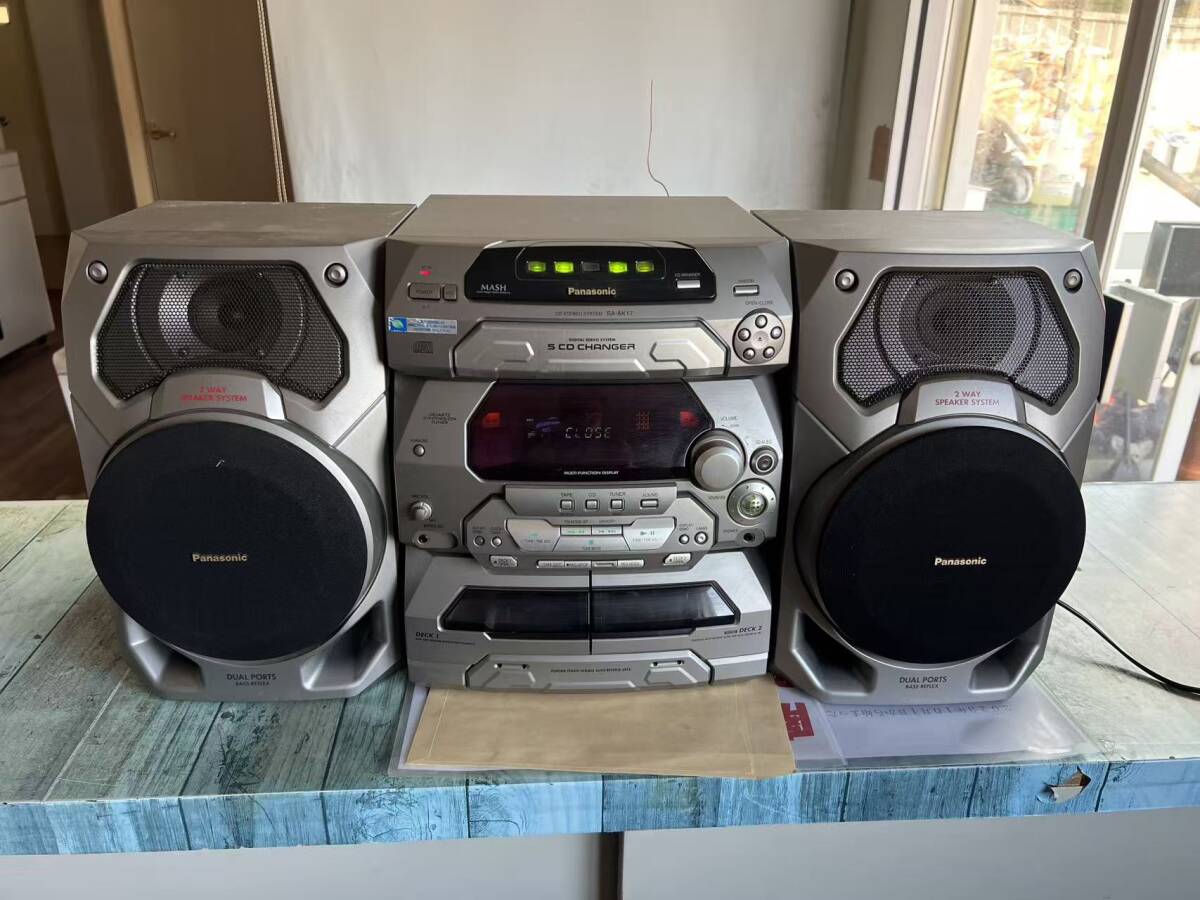 動画有　秋田発　Panasonic SA-AK17 システムコンポ 5CD 連動　テープ　ラジオ　　スピーカー作動良好