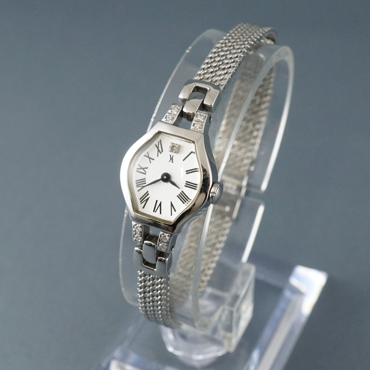 ヴァンドーム青山 腕時計 USED美品 ウォッチ レディース ダイヤモンド 0.114 クォーツ VENDOME AOYAMA 完動品 X9742
