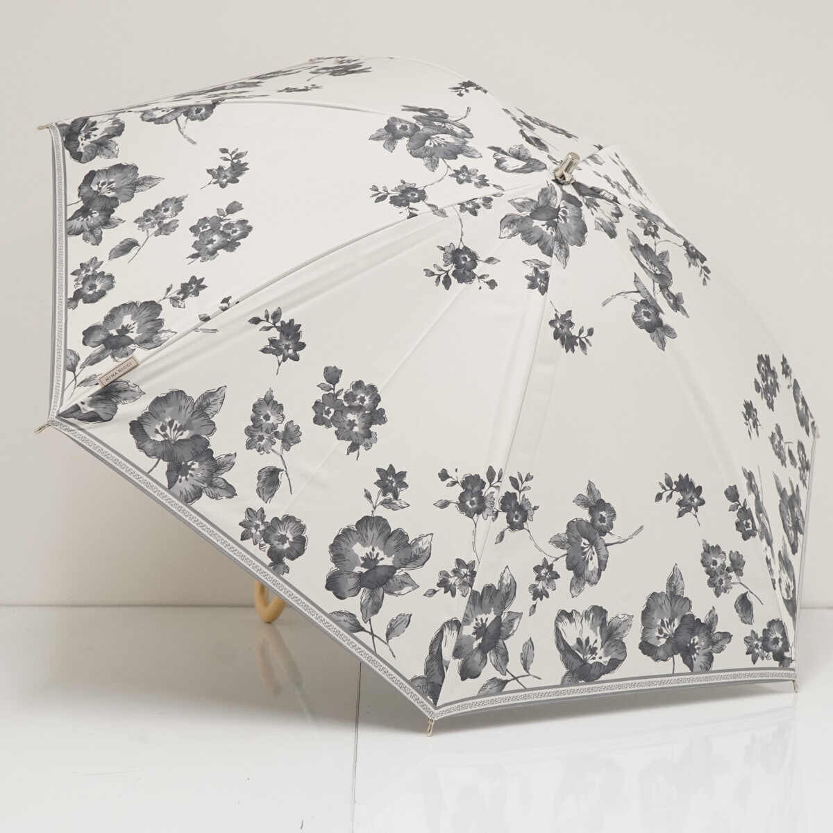 晴雨兼用日傘 NINA RICCI ニナリッチ USED美品 フラワー ロゴプレート サマーシールドLII グレー 遮光 遮熱 軽量 UV 50cm S3871
