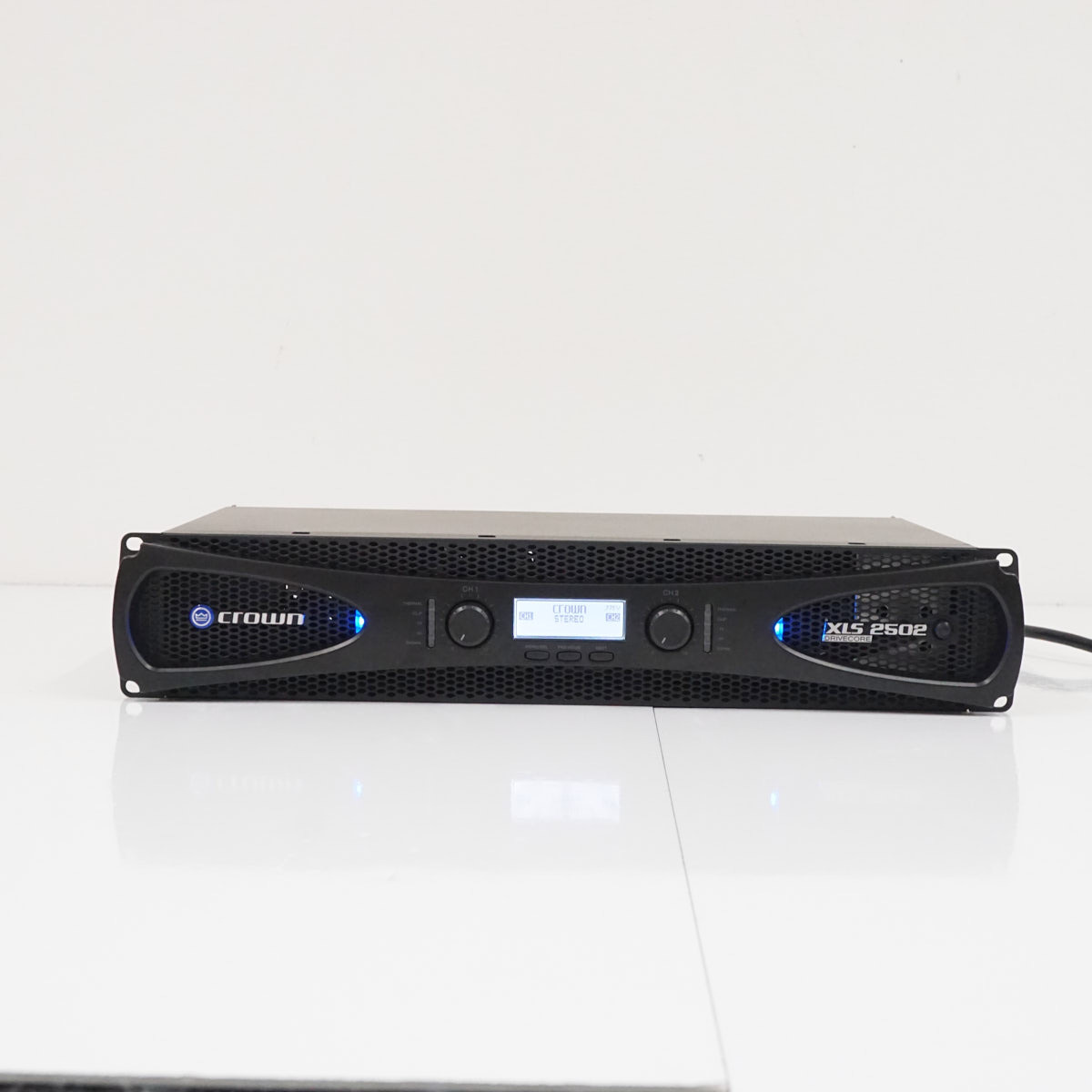 CROWN クラウン　XLS2502　ステレオパワーアンプ　USED美品　PA 高性能　ライブ　イベント　簡易動作確認済 EX0017