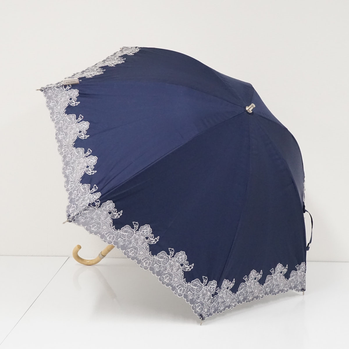 日傘 NINA RICCI ニナリッチ USED美品 サマーシールドLi 晴雨兼用 刺繍 ネイビー フラワー UV 遮光 遮熱 グラス骨 50cm S3896