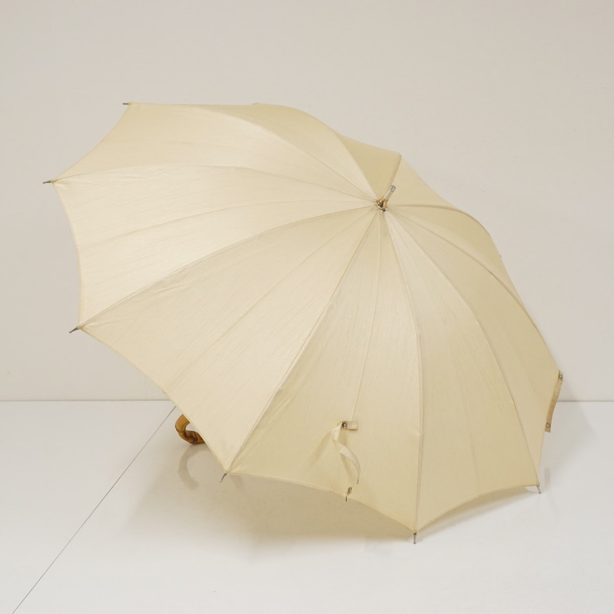 日傘 前原光榮商店 USED品 シャンタン ショート ベージュ 47cm 高級 レディース 日本製 S3877