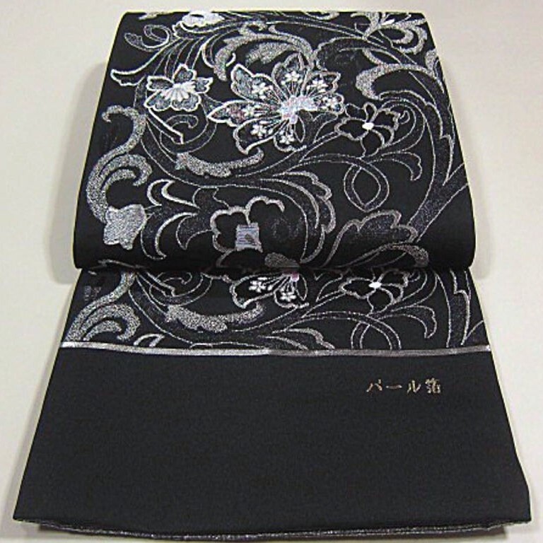 華やかな逸品　新品未仕立　西陣織六通柄高級袋帯　パール箔　お出かけ・パーティー・観劇などに