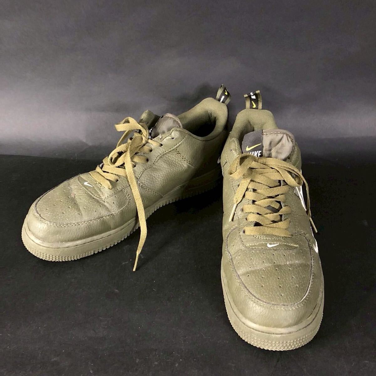 CV0410-30-4 NIKE ナイキ メンズ スニーカー シューズ 靴 AIR FORCE エアフォース 29.0cm AJ7747-300 ロゴ タグ カーキグリーン 80サイズ