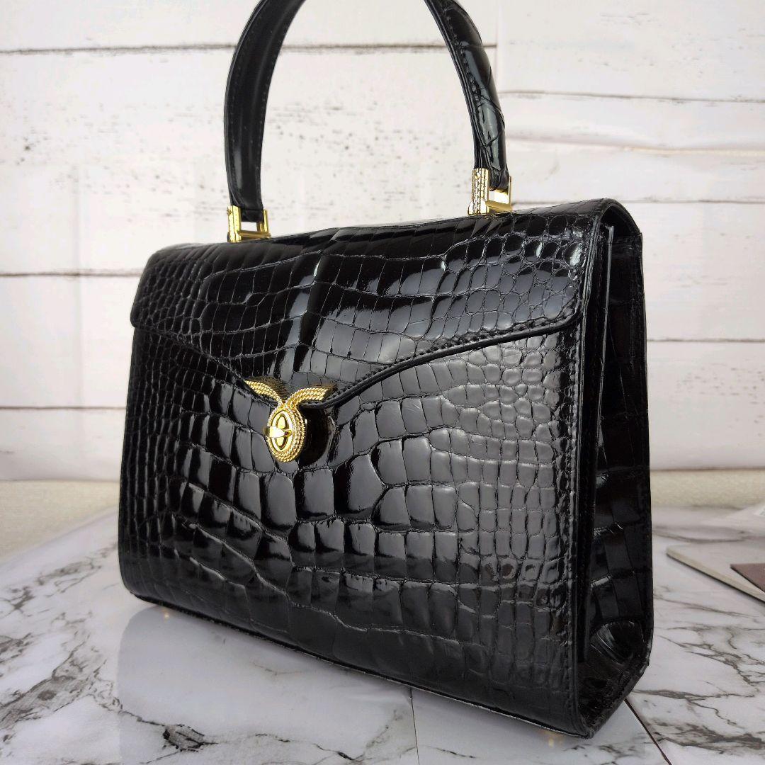 【極美品】シャイニングクロコ センター取り ハンドバッグ フォーマル 黒 ブラック レディース 金金具 本革 高級感 艶あり 冠婚葬祭 