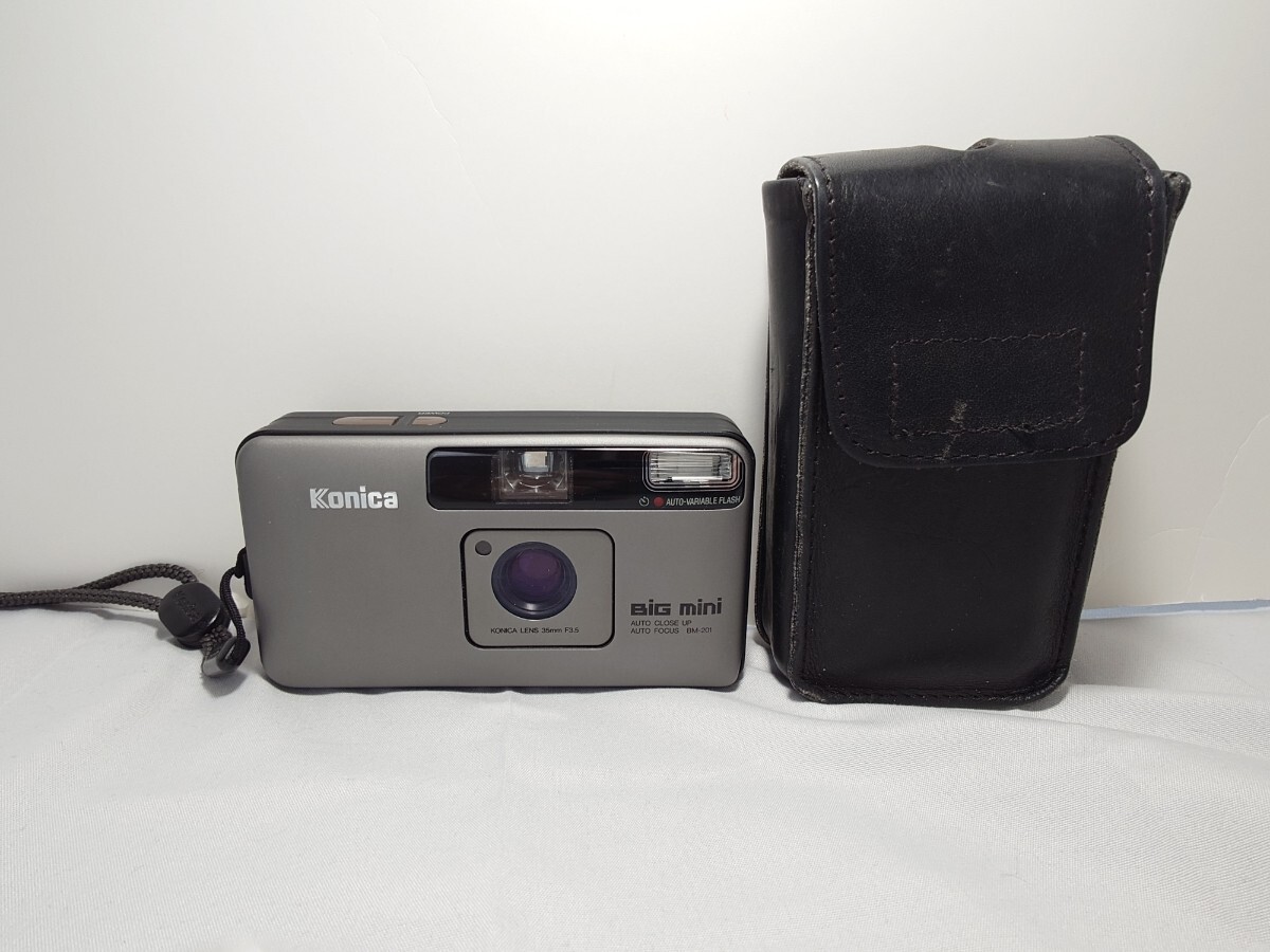 「32」【Konica / コニカ】BIG mini BM-201 フィルムカメラ ケース付き