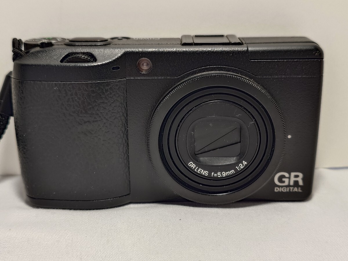 「41」【RICOH / リコー】GR DIGITAL II コンパクトデジタルカメラ