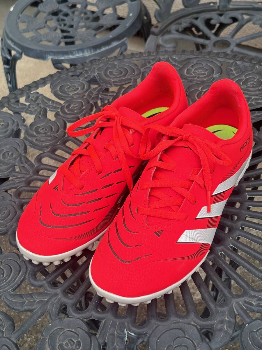 アディダス　プレデター　adidas Predator Club TF 24,5cm サッカーシューズ　トレーニングシューズ