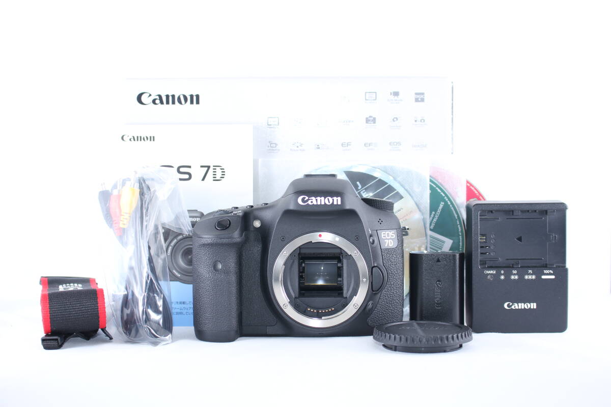 ★超極上★キャノン CANON EOS 7D ボディ ★完動★#D058