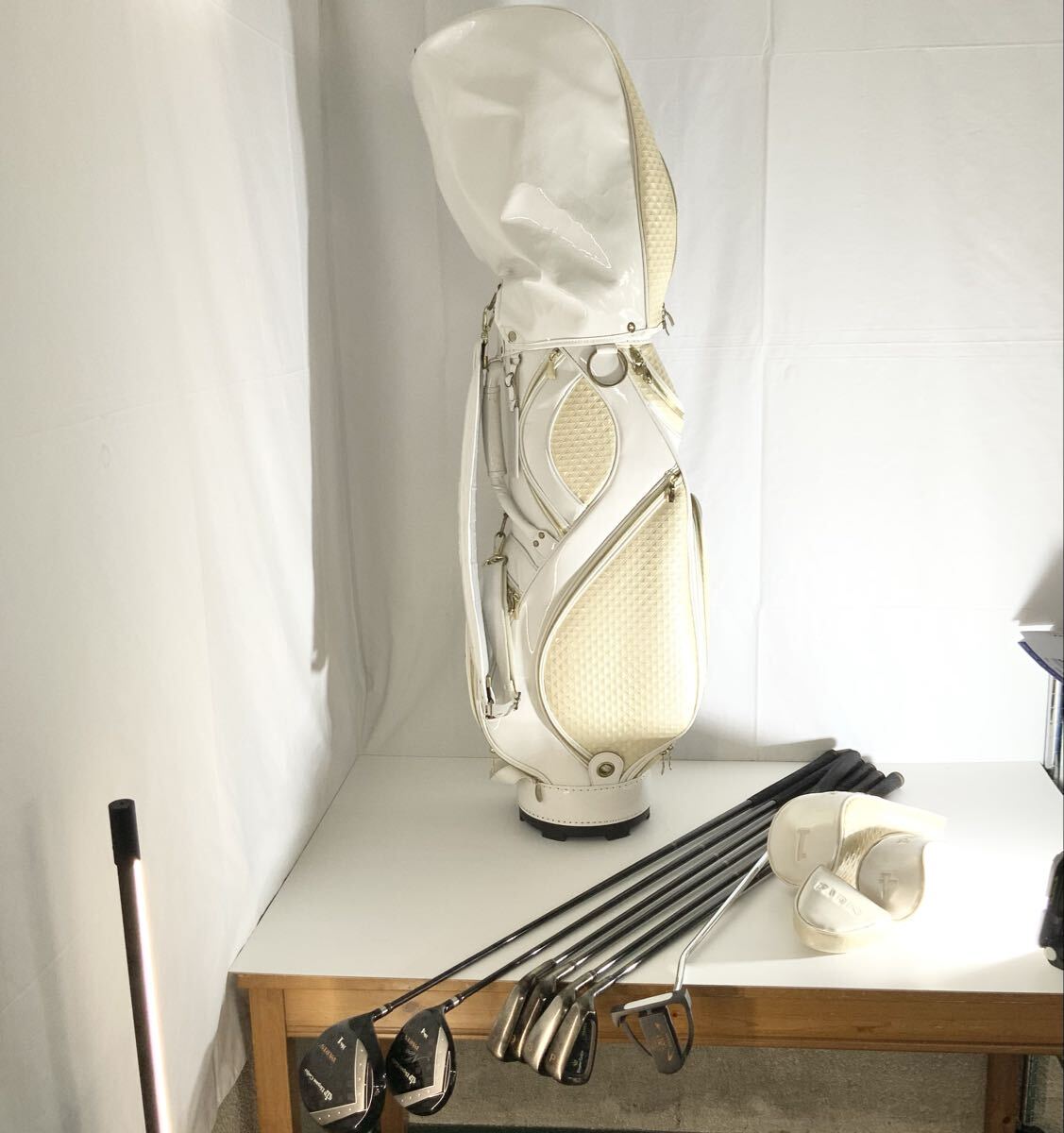 NICE PARIS Elegant Golfer ナイスパリス ゴルフクラブ セット アイアン 7/9/S/P 1W.4W PT レディース キャディバッグ付き 中古品