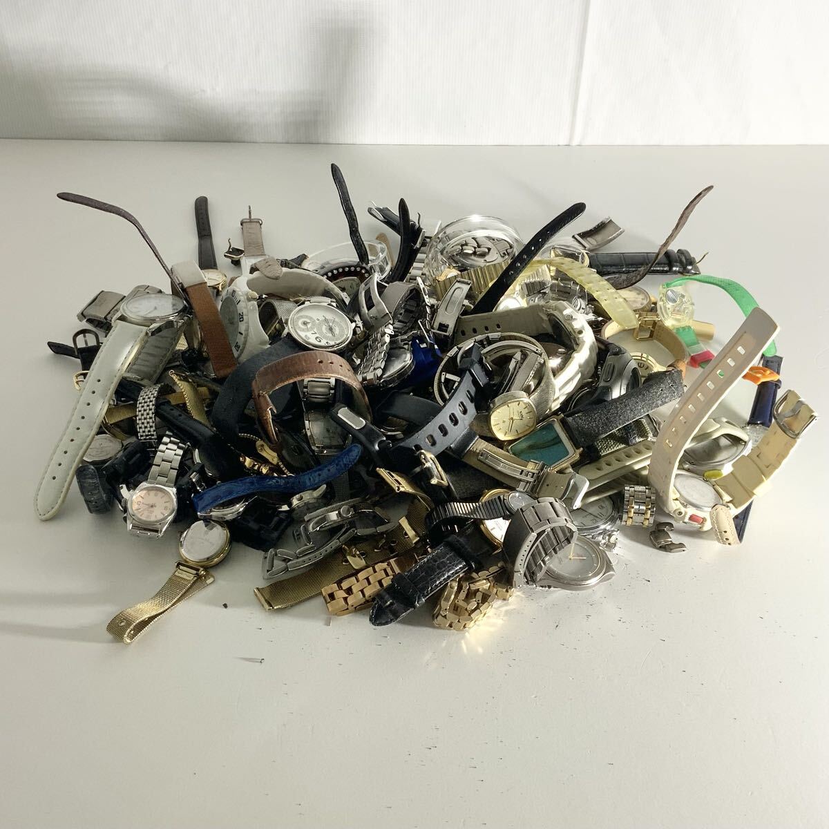 【不動品】ブランド 腕時計 約90点セット CASIO/vert dense/MARC BY MARC JACOBS/Remy Martin/他 ヴィンテージ レディース メンズ 中古品