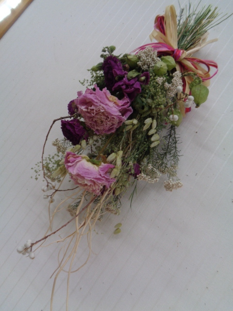 ５６㎝　季節の芍薬のスワッグ★ドライフラワー**さらら*