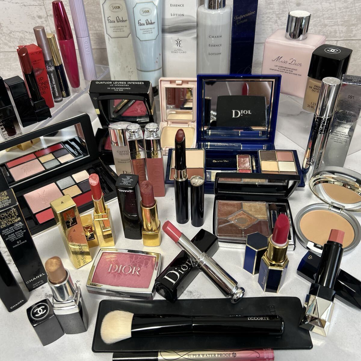 1円 シャネル CHANEL DIOR イヴサンローラン 化粧品 コスメセット デパコス 中古コスメ 美品 アイシャドウ ファンデーション 口紅 1スタ 4x