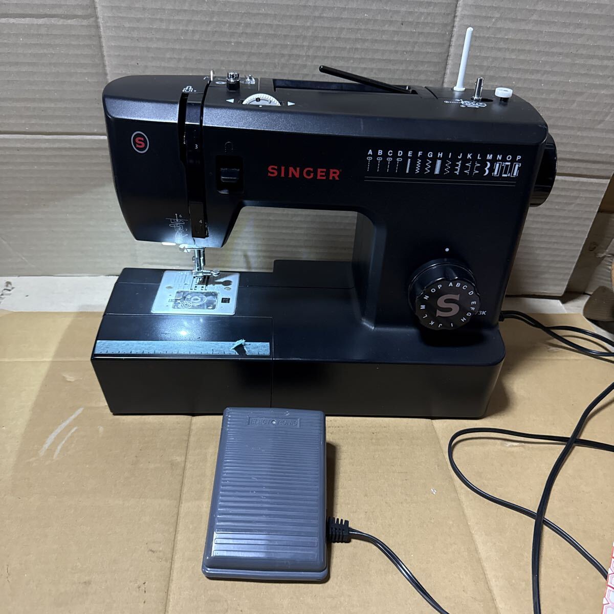 あ-8778）SINGER SN773K ミシン 通電のみ確認　ジャンク品